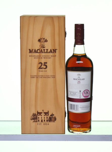 Macallan 25 Years Old distillery bottled in Sherry Wood